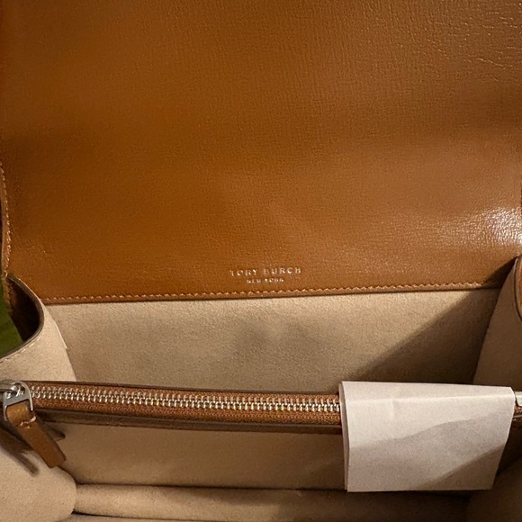 Tory Burch Shoulder Bag - Picture 4 of 10